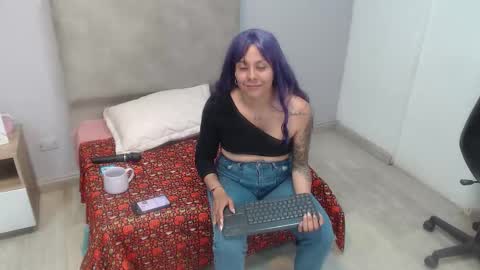 valevicious online show from 1, 10, 2025