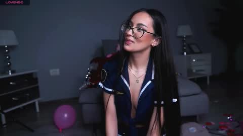 Snapshot of valexielux chatting on 12, 2, 2026 Vale online show from 12, 2, 2026