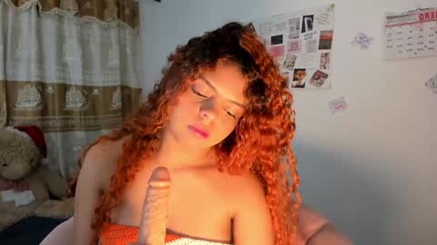 Snapshot of valientegirl_ chatting on 15, 1, 2025 VALIENTE  online show from 15, 1, 2025