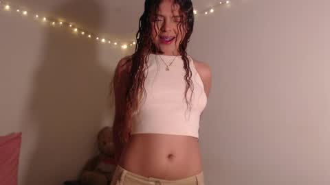 VALIENTE  online show from 22, 4, 2026