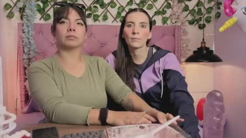 Valkiria and Dione online show from 16, 4, 2026