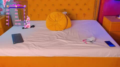 Valerie Val V online show from 3, 3, 2025