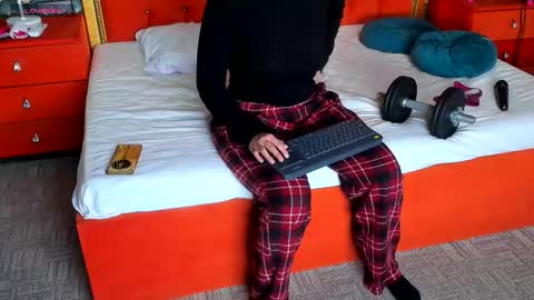 Valerie Val V online show from 7, 3, 2026