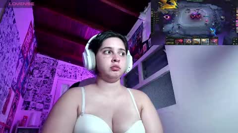 Im Violet online show from 24, 4, 2026