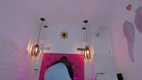 Snapshot of valloletsamar chatting on 12, 2, 2025 Vallolet Peach  online show from 12, 2, 2025