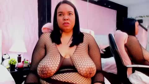 Snapshot of valrery_roussex chatting on 28, 2, 2025 Valery online show from 28, 2, 2025