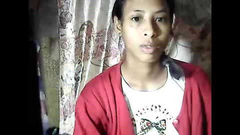 Snapshot of valysexyhot chatting on 17, 5, 2026 valysexyhot online show from 17, 5, 2026