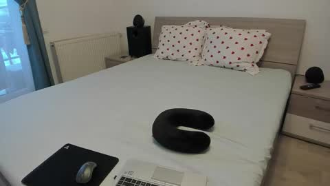 valyvalisimo online show from 19, 1, 2026