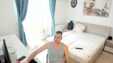 valyvalisimo online show from 27, 3, 2026