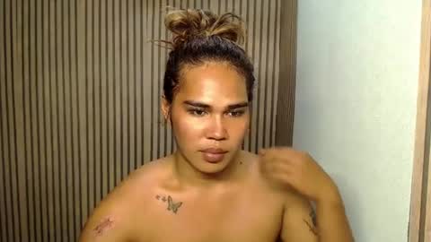 vampy_ebony_laxine online show from 5, 1, 2025