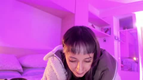 Snapshot of vandalovee chatting on 30, 4, 2026 Babi Alu online show from 30, 4, 2026