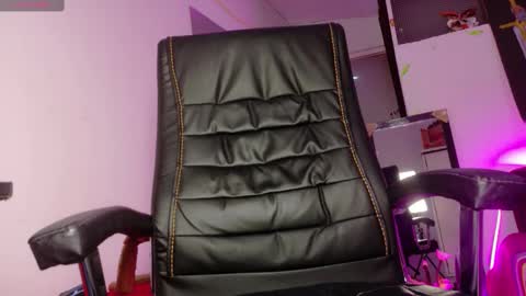 Vanesa Santana online show from 19, 11, 2025