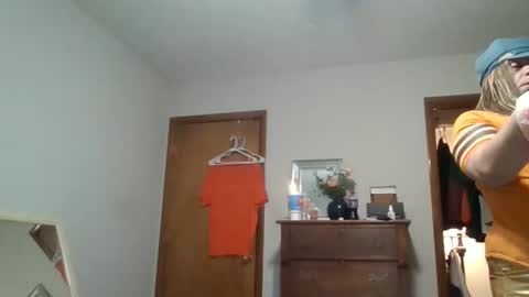 Snapshot of vanessa3211 chatting on 15, 1, 2026 greeneyebandit online show from 15, 1, 2026