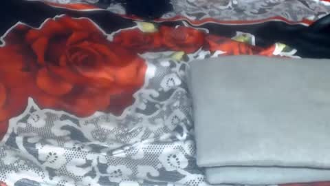 Vanessa HUGE BOOBS online show from 5, 1, 2025