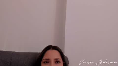 vanessajohnsonn online show from 12, 6, 2026