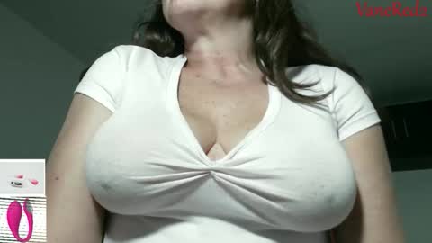 Vanesared2 online show from 18, 12, 2025