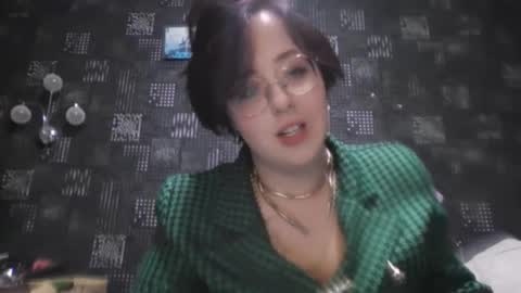 vanessashadow online show from 6, 10, 2025