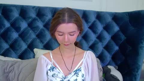 VanessaVienne online show from 20, 4, 2026