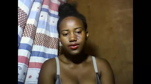 vaniah321 online show from 21, 1, 2025