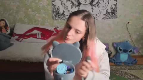 Adelina online show from 11, 11, 2025