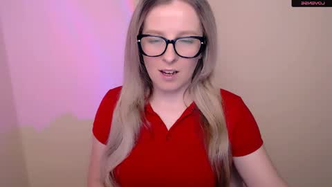 Snapshot of vanillaex_ chatting on 25, 4, 2026 Mia online show from 25, 4, 2026