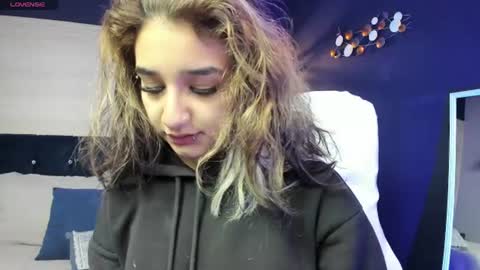 vanillafairy_ online show from 26, 6, 2026