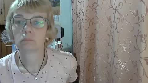 Vanillaxcreamy online show from 8, 3, 2025