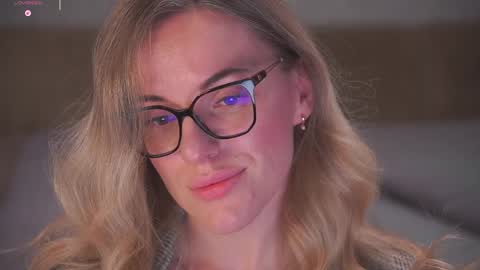 Sophie online show from 3, 4, 2026