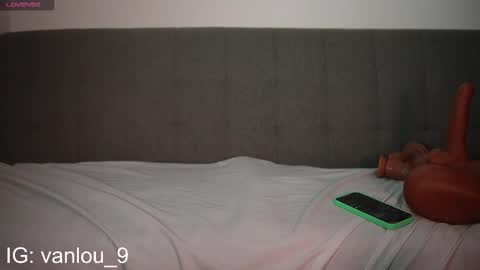 Vanilu online show from 17, 9, 2025