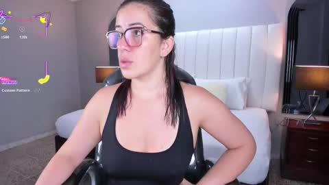 Karine online show from 30, 10, 2025