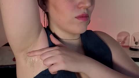 Elizabeth online show from 8, 10, 2025