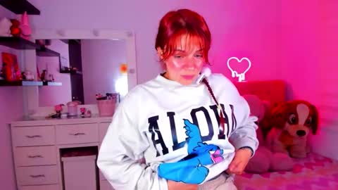 Snapshot of vannessa_shy chatting on 30, 5, 2026 Vanesa online show from 30, 5, 2026