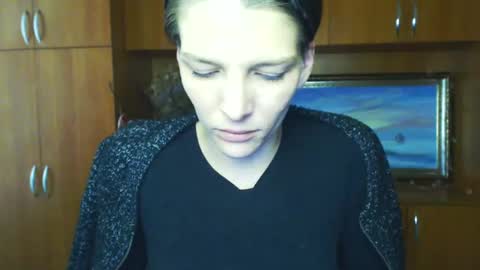 Vanessa online show from 5, 3, 2025