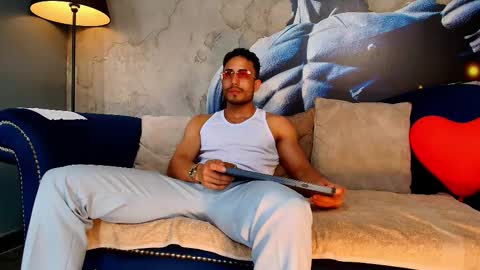 Vans Ross online show from 23, 2, 2026