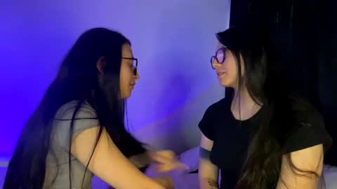 Vane and Scarlett online show from 25, 2, 2025