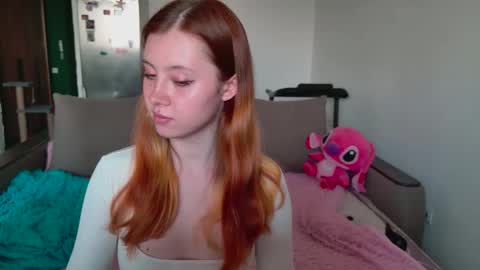Snapshot of vasilisa_lik chatting on 14, 10, 2025 Vasilisa lik online show from 14, 10, 2025