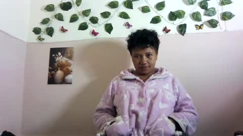 Vayannah online show from 25, 6, 2026