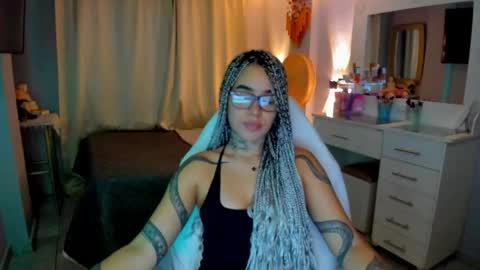 Vayolett Bass online show from 25, 3, 2026