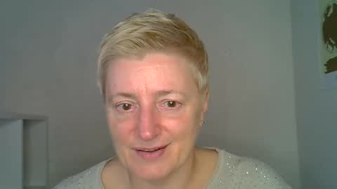 vea_motty online show from 23, 12, 2025