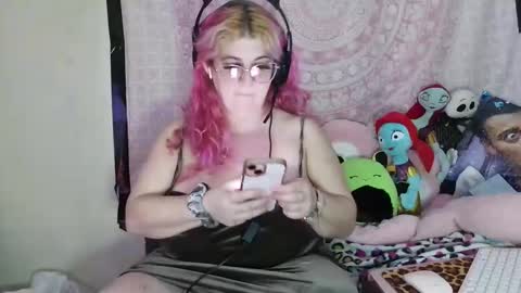 Veronica Lehane online show from 25, 12, 2024