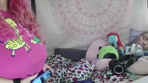 Veronica Lehane online show from 31, 12, 2024