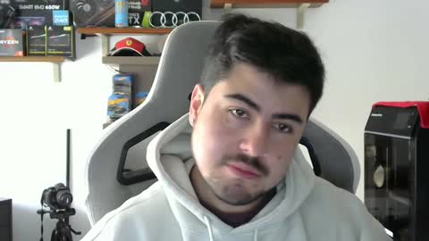 Snapshot of veils24 chatting on 9, 12, 2024 Charles online show from 9, 12, 2024