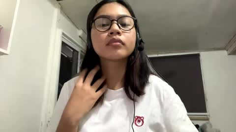 Sophie online show from 4, 6, 2026