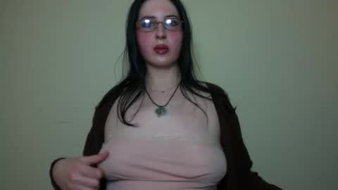 velira_ online show from 8, 2, 2026