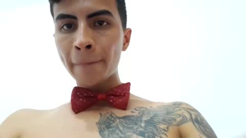 velk_hot1 online show from 9, 3, 2025