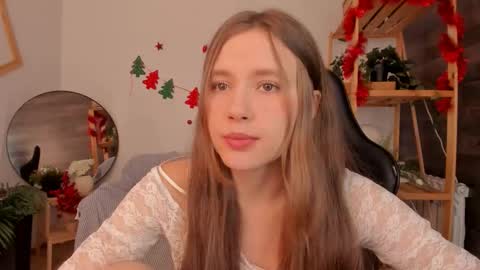 velvet_cherry online show from 14, 12, 2025