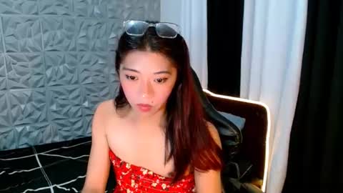 velvet_elise online show from 14, 7, 2026