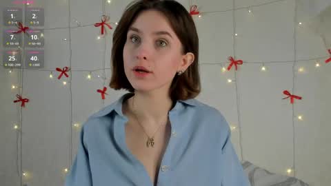 VelvetVine online show from 12, 4, 2026