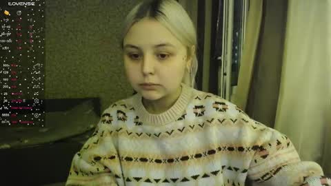 Snapshot of vendymories chatting on 17, 11, 2025 eva 3 online show from 17, 11, 2025