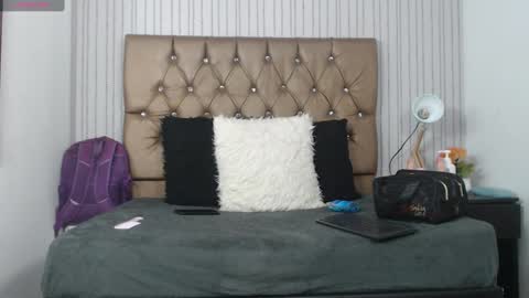 veneno hot online show from 4, 2, 2025